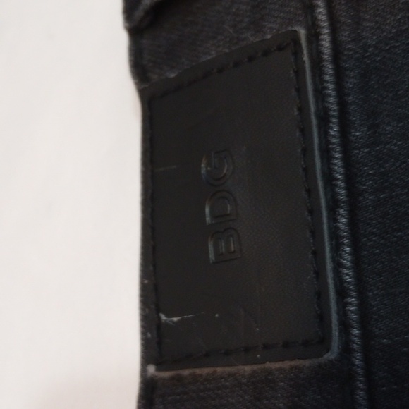 BDG Womens Jeans Sz 26 Embroidered Black Mid Rise Twig Ankle Fall Winter Boots - Picture 9 of 9